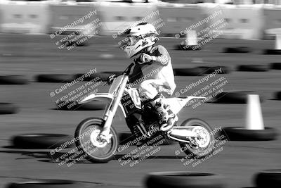 media/Mar-20-2023-Moto Forza (Mon) [[d0bbc59e78]]/Around the Pits/